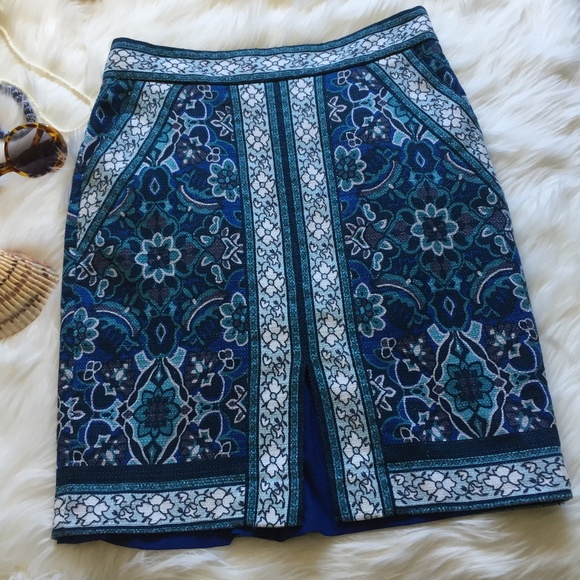 LOFT Dresses & Skirts - LOFT Size 8 Women Skirt w/pockets Fully lined